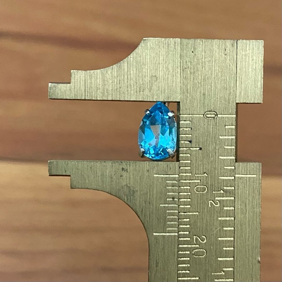 Vintage Sterling Silver Blue Topaz CZ Cubic Zirconia Teardrop Pendant 0.7g - Picture 13 of 15